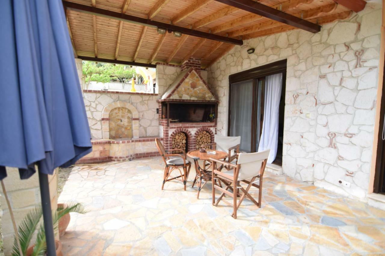 Holiday Villa Vee Неа-Скиони Экстерьер фото